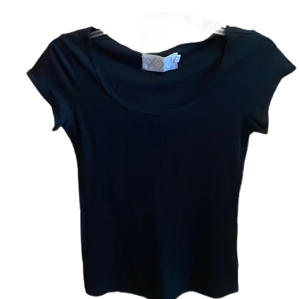 ⭐️Forever 21 black tee shirt size medium pick 5 send offer